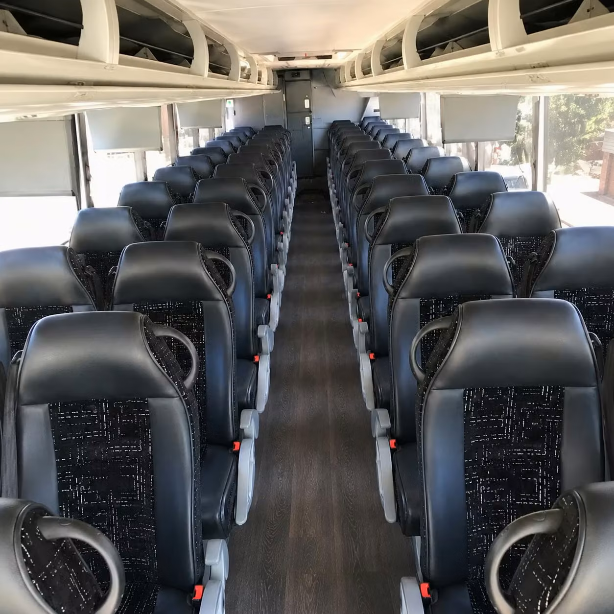 charter bus transportation to warren s most popular wedding venues