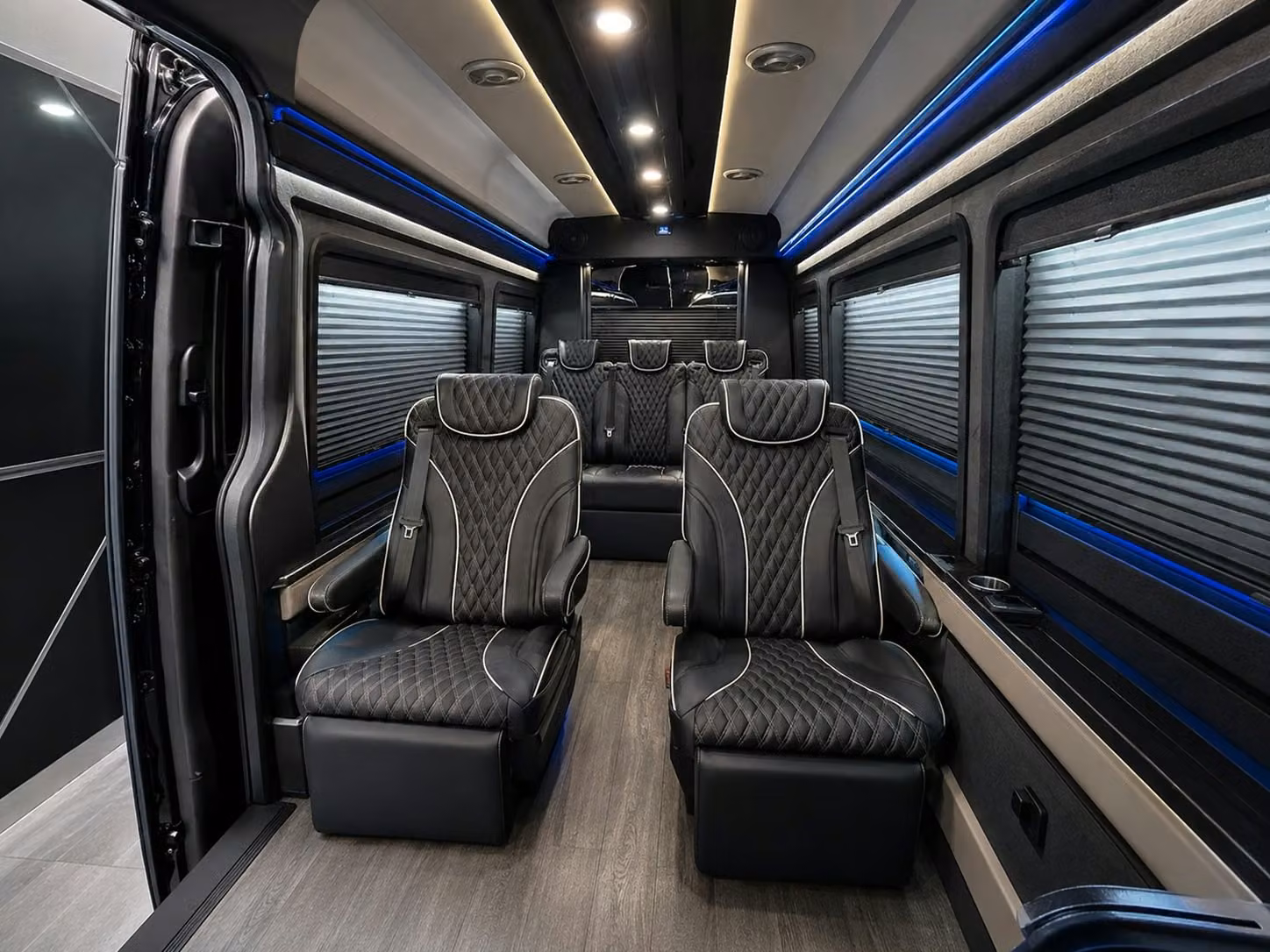 flint detroit and beyond airport transportation from warren has no limits