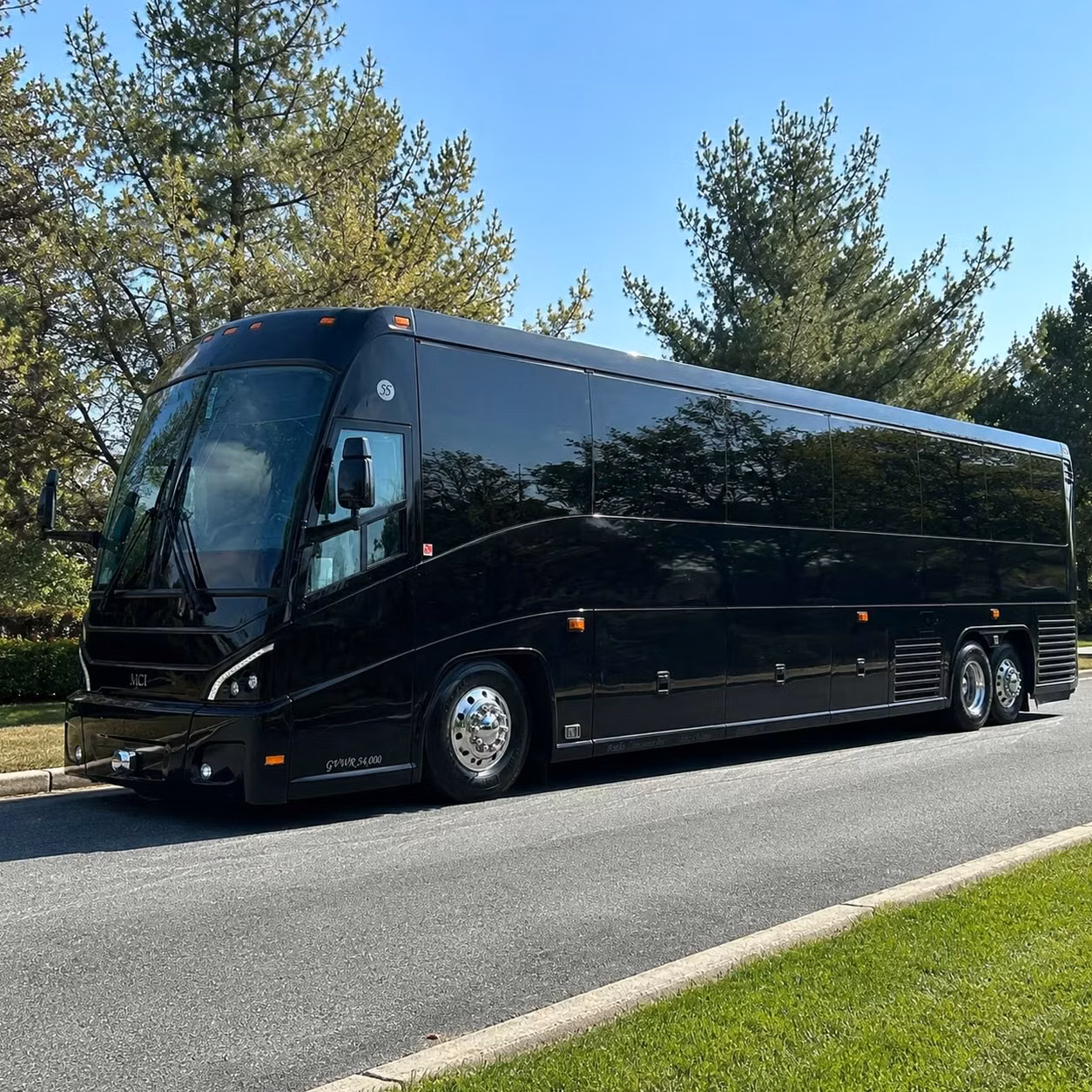 shuttle your warren workforce between facilities and remote parking lots