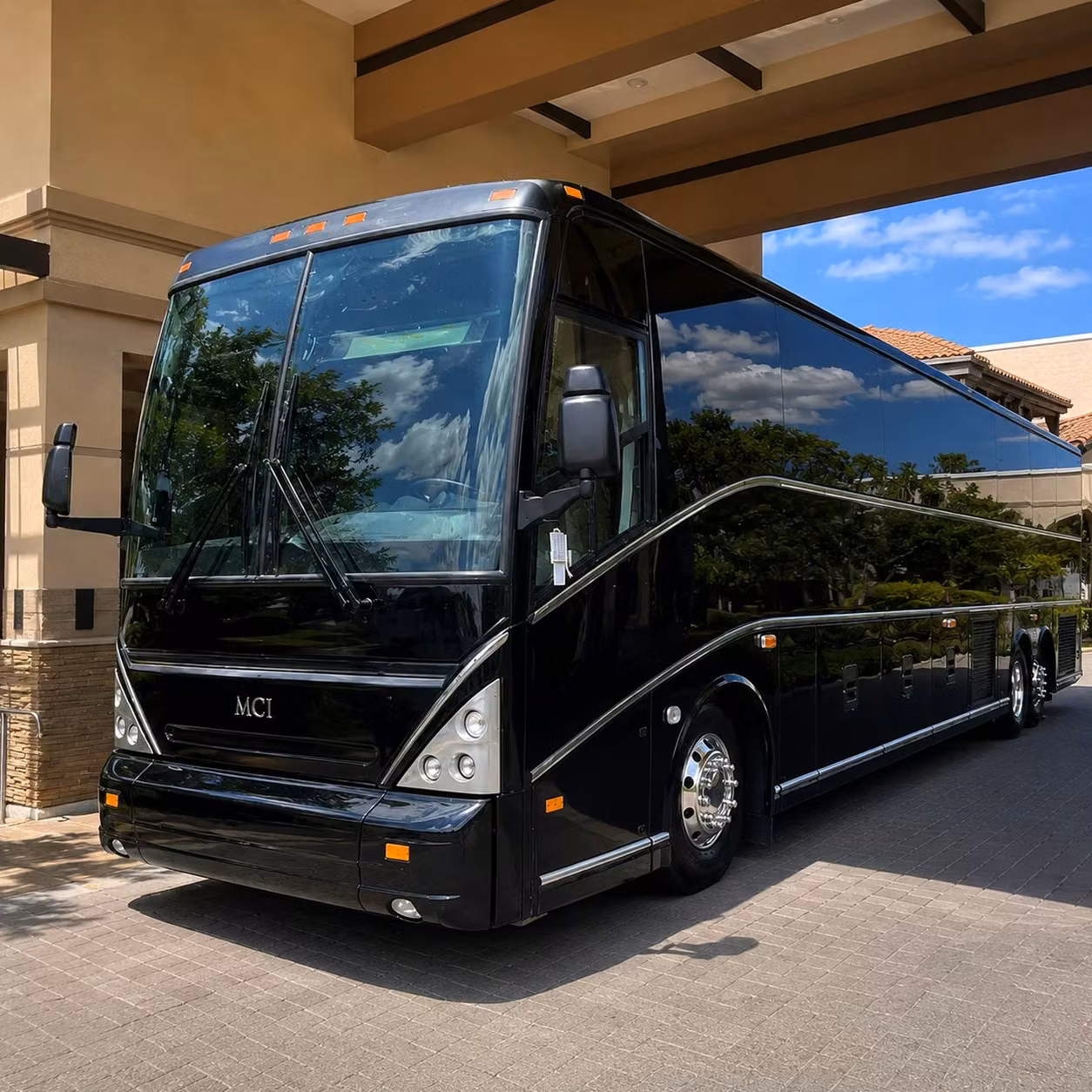 warren charter bus rental exterior