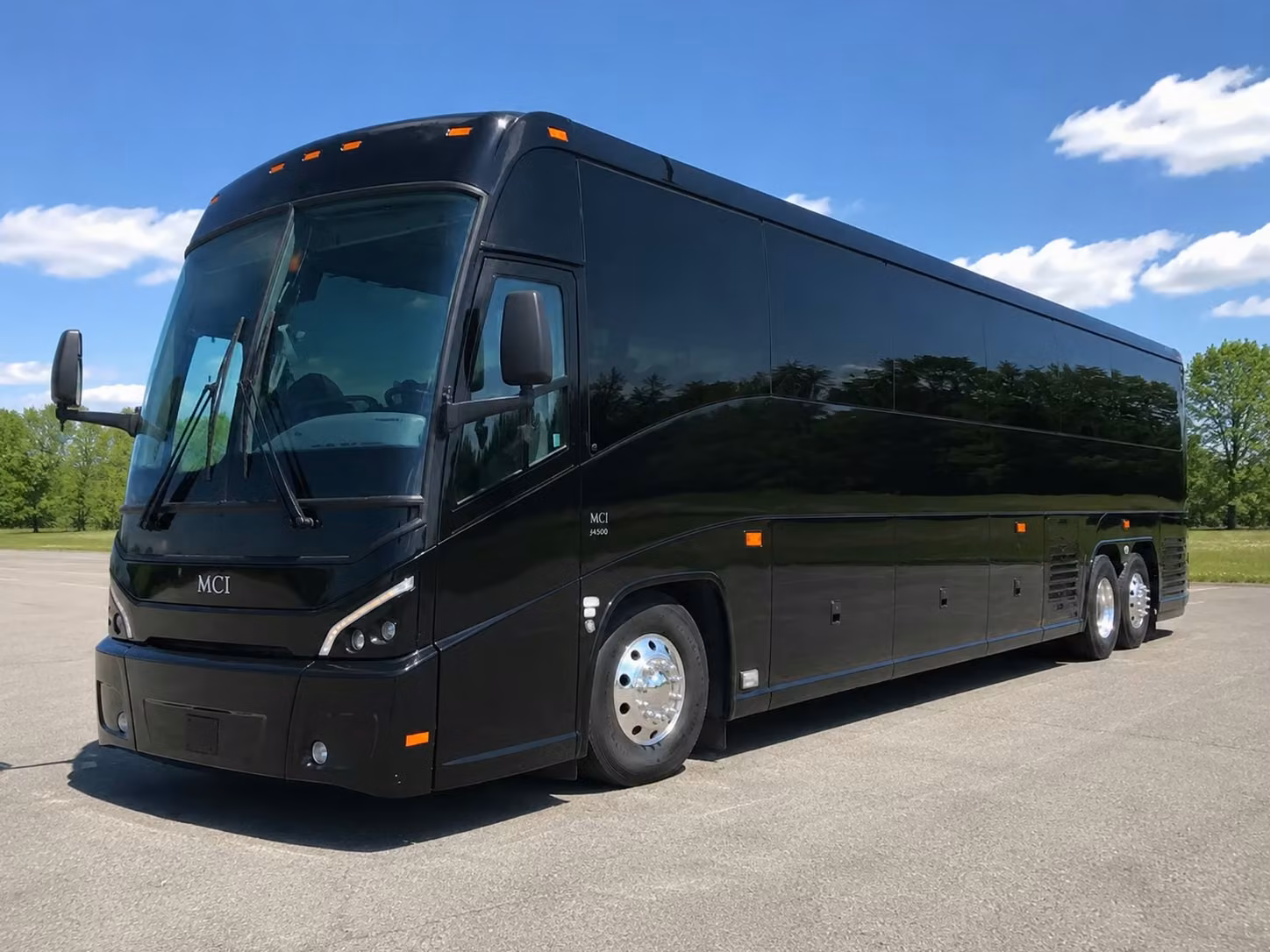 warren corporate event employee shuttle bus rentals